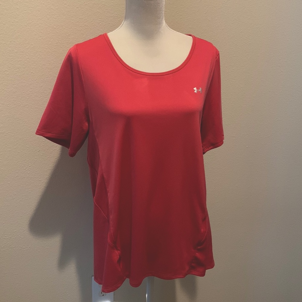 💥Under Armour Top- size XL💥
